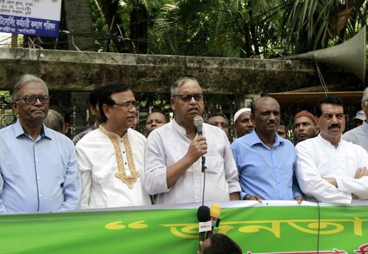আন্দোলন ও সংগ্রামের মধ্যে দিয়েই বর্তমান সরকারের পতন ঘটাতে হবে
