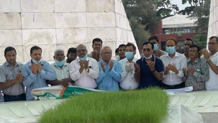 জনগণের টাকা লুট করতেই জ্বালানি তেলের দাম বাড়িয়েছে : রিজভী