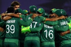 এক ঢিলে তিন পাখি মেরেছে পাকিস্তান