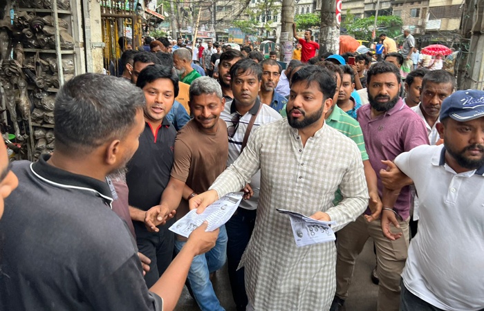 ধোলাইখালে সমাবেশের আগে ইশরাকের জনসংযোগ