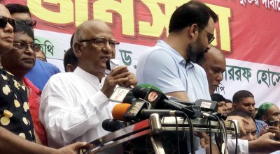 টাকা পাচারের কারণে নিত্যপ্রয়োজনীয় দ্রব্যের মূল্য বেড়েছে : ড. মোশাররফ