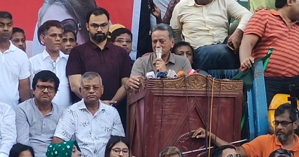 সরকারের পতন না হওয়া পর্যন্ত আমাদের রাস্তায় থাকতে হবে : আমীর খসরু