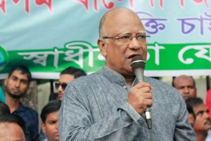 গণতন্ত্র-আওয়ামী লীগ একসঙ্গে চলতে পারে না: খন্দকার মোশাররফ