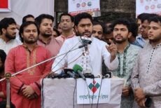 দিল্লির প্রেসক্রিপশনে এই দেশ চলবে না : নুর