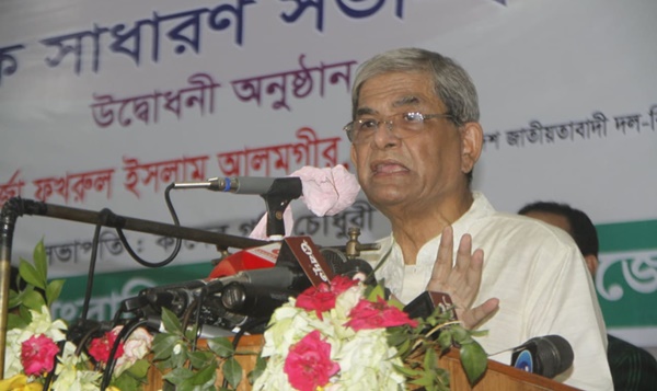 আইনের অপব্যবহার করে দেশের মানুষকে প্রতিহত করছে সরকার: ফখরুল