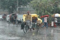 সারাদেশে ভারি বৃষ্টিপাতের পূর্বাভাস