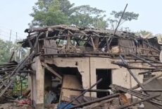 পশ্চিমবঙ্গে তৃণমূল নেতার বাড়িতে বোমা বিস্ফোরণে নিহত ৩