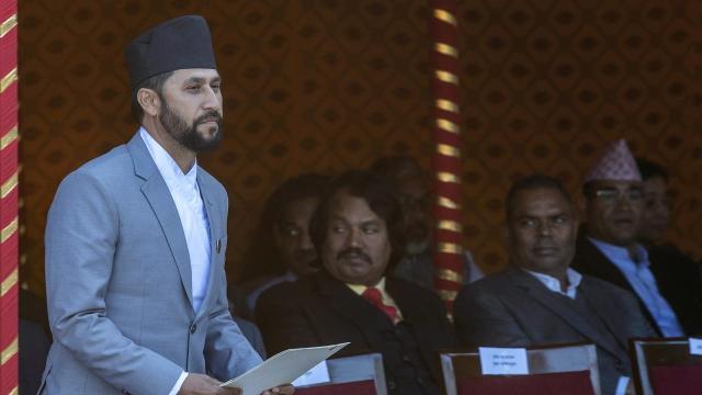 নাগরিকত্ব অবৈধ হওয়ায় পদ হারালেন নেপালের উপ-প্রধানমন্ত্রী
