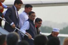 স্বাস্থ্য পরীক্ষা শেষে দেশে ফিরেছেন ওবায়দুল কাদের