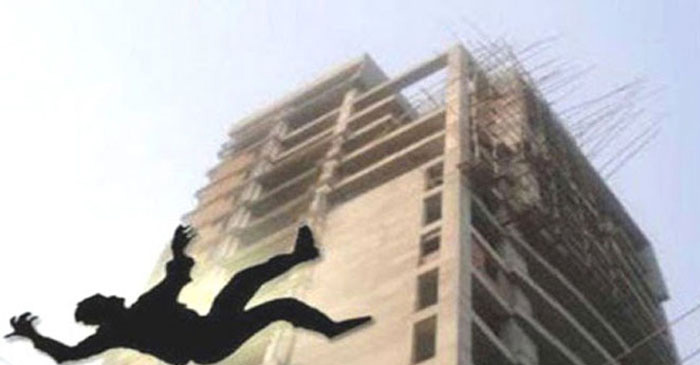 রাজধানীতে নির্মাণাধীন ভবন থেকে পড়ে দুই শ্রমিকের মৃত্যু