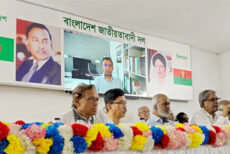 বৌদ্ধ সম্প্রদায়ের সঙ্গে শুভেচ্ছা বিনিময় করলেন বিএনপি নেতারা
