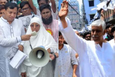 গাজীপুরে প্রচারণায় ব্যস্ত মেয়র-কাউন্সিলর প্রার্থীরা