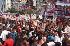 নয়াপল্টনে বিএনপির মহাসমাবেশ ঘিরে জড়ো হচ্ছেন নেতাকর্মীরা
