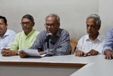 পল্টনের জনসমুদ্র জনগণের পক্ষ থেকে ‘সতর্ক বার্তা’: রিজভী