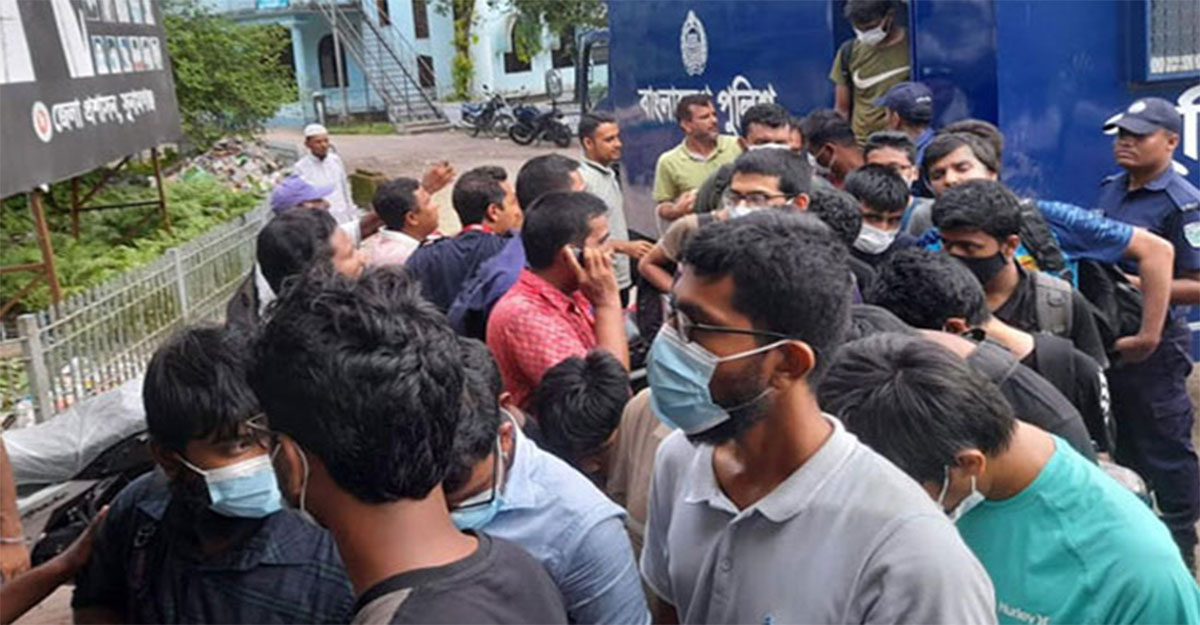 সুনামগঞ্জে গ্রেপ্তার ৩২ শিক্ষার্থীর জামিন
