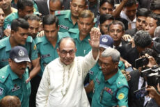 রিমান্ড শেষে আদালতে হাজির মির্জা আব্বাস