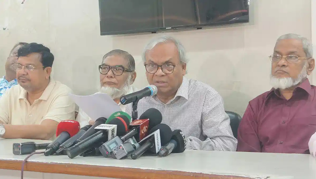 ওবায়দুল কাদের সাহেব বেশি অবান্তর কথা বলেন : রিজভি