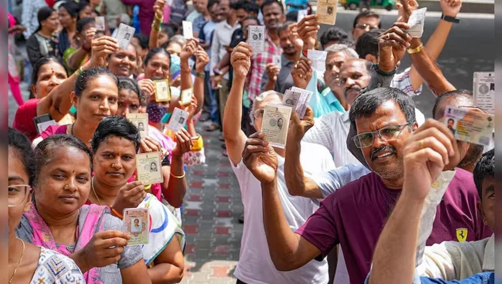 ভারতে লোকসভা নির্বাচনের দ্বিতীয় দফায় ভোট গ্রহণ চলছে
