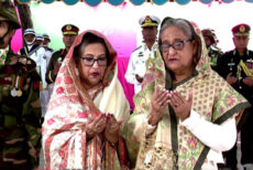 টুঙ্গিপাড়ায় বঙ্গবন্ধুর সমাধিতে প্রধানমন্ত্রীর শ্রদ্ধা নিবেদন