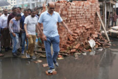 দক্ষিণখান-উত্তরখানের রাস্তা নির্মাণ শেষ হবে নভেম্বরে : মেয়র আতিক