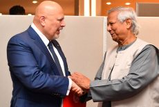 ছাত্র আন্দোলনে গণহত্যা নিয়ে আইসিসির প্রধান কৌঁসুলির সঙ্গে ড. ইউনূসের বৈঠক