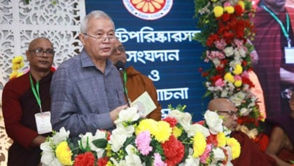 বাংলাদেশের মানুষের নিরাপত্তা নিশ্চিত করতে বদ্ধপরিকর প্রধান উপদেষ্টা