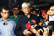 ‘ডিম কি আমি মেশিন দিয়ে তৈরি করব?’ প্রশ্ন করলেন বাণিজ্য উপদেষ্টা