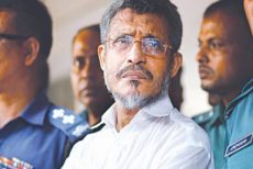 ৮ বছরের সাজা থেকে খালাস পেলেন বাবর