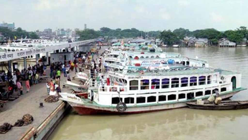 ঢাকা থেকে ৬ রুটে নৌযান চলাচল বন্ধ ঘোষণা