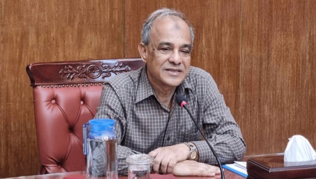 কাজে না ফেরা পুলিশ সদস্যদের আইনের আওতায় আনা হবে: স্বরাষ্ট্র উপদেষ্টা