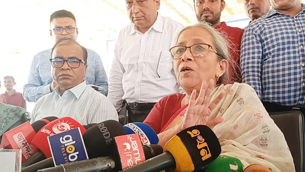 ইলিশ খেতে পারে না সাধারণ মানুষ: ফরিদা আখতার