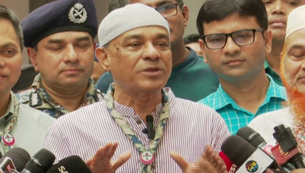 আর কারও দেশ ছেড়ে পালানোর সুযোগ নেই: স্বরাষ্ট্র উপদেষ্টা
