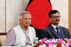 চলতি মাসেই নির্বাচন সম্পর্কে ঘোষণার ইঙ্গিত প্রধান উপদেষ্টার