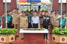 রাজারবাগে পুলিশ স্মৃতিসৌধে স্বরাষ্ট্র উপদেষ্টা-আইজিপির শ্রদ্ধা
