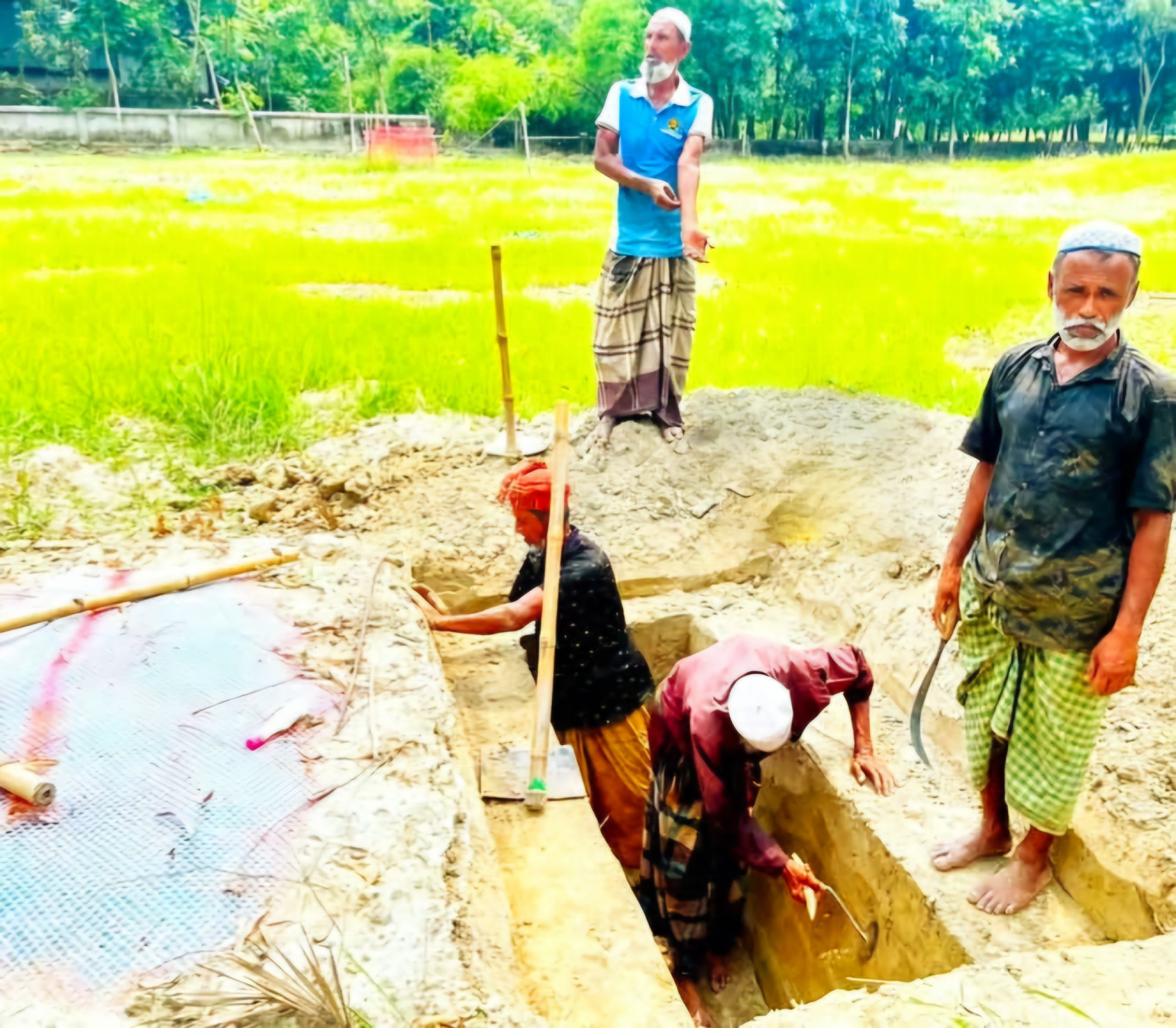 সিরাজগঞ্জে খোঁড়া হয়েছে সাম্যের কবর