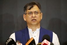 নির্বাচন ডিসেম্বরের আগেই দিতে হবে : সালাহউদ্দিন আহমদ