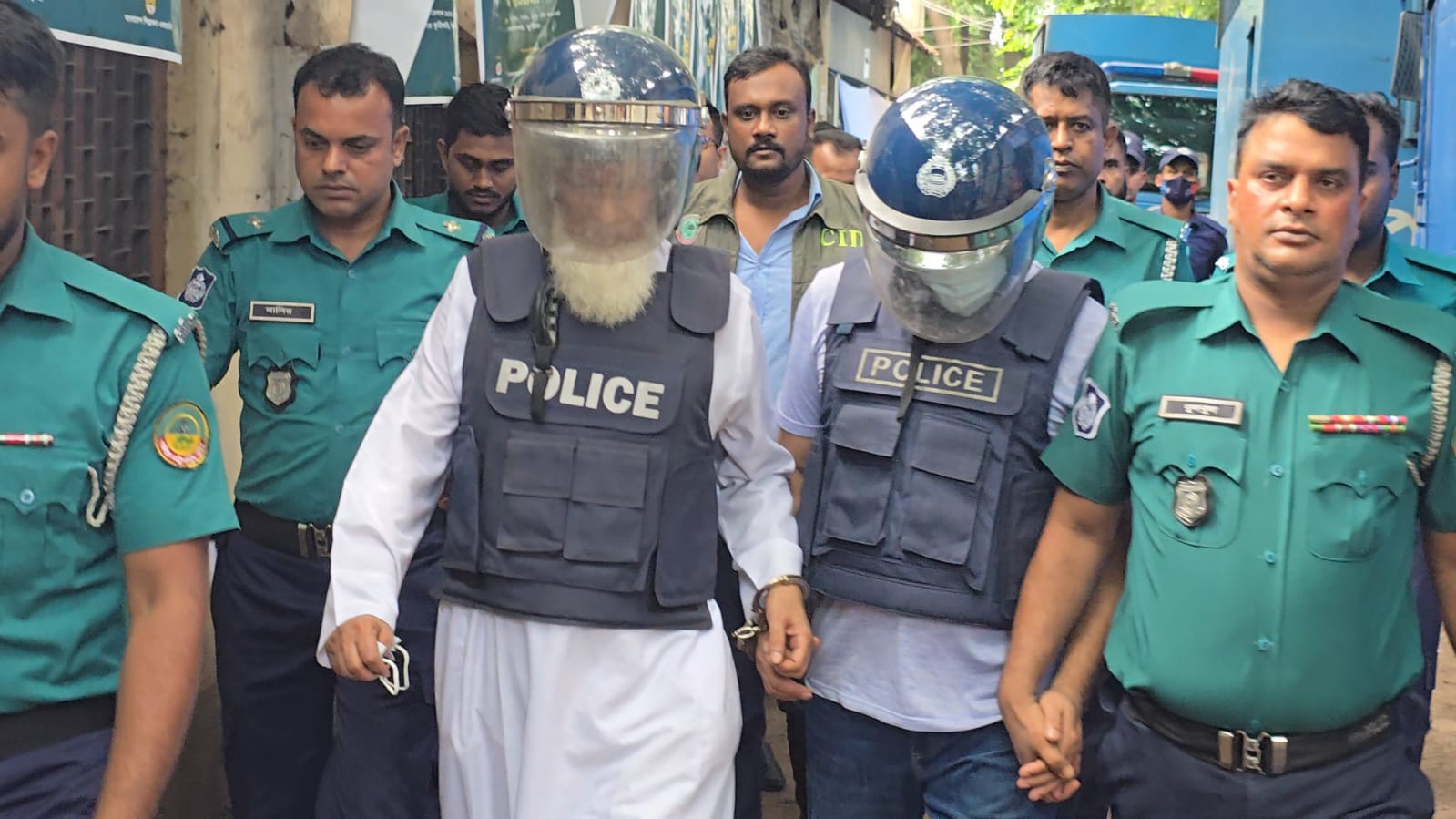 গাছায় ৬ হত্যা: সাবেক আইজিপিসহ ৩ জন গাজীপুর আদালতে হাজির