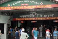 টঙ্গীতে উড়াল সড়কে ছিনতাইকারীর ছুরিকাঘাতে চালক নিহত