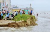 নিম্নচাপের প্রভাবে কক্সবাজার সৈকতে ভাঙন